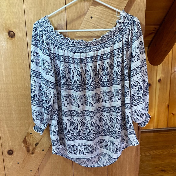 MELLODAY Tops - Melloday blouse
